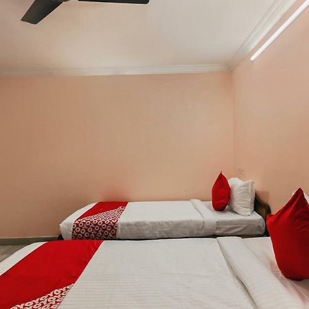 Oyo 23191 Flagship Hotel Raj Madan Ameerpet Haidarábád Kültér fotó