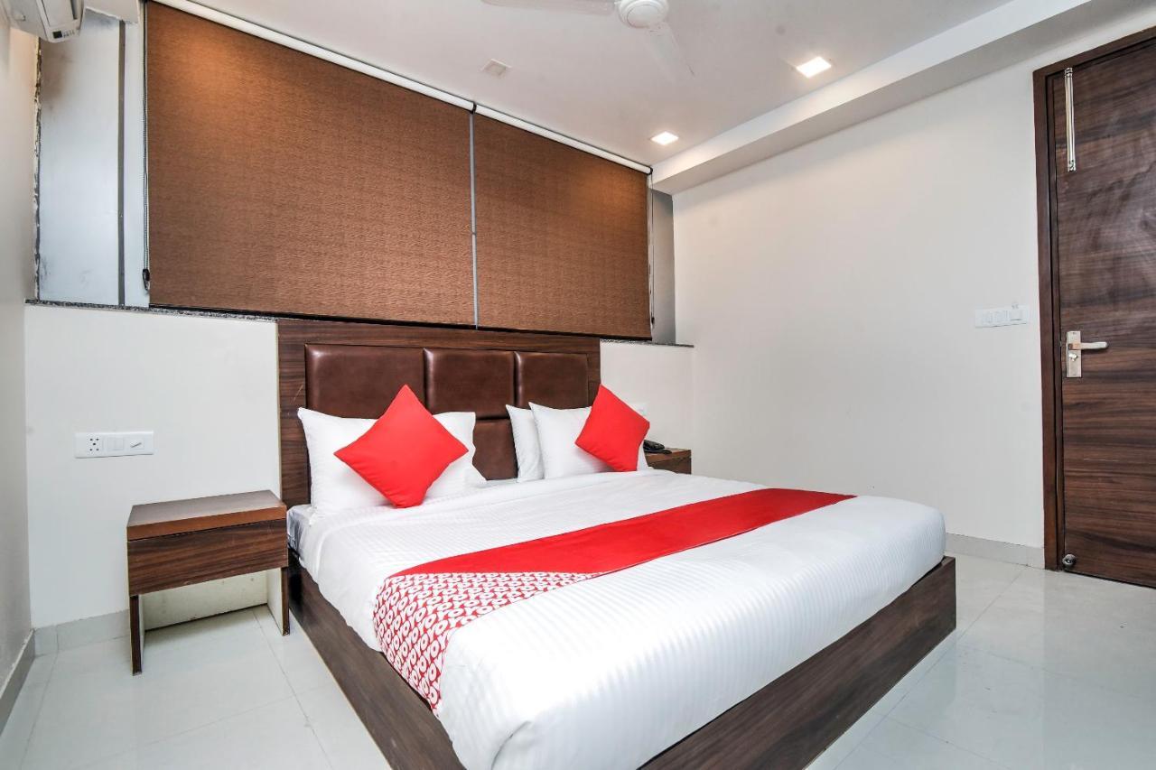 Oyo 23191 Flagship Hotel Raj Madan Ameerpet Haidarábád Kültér fotó