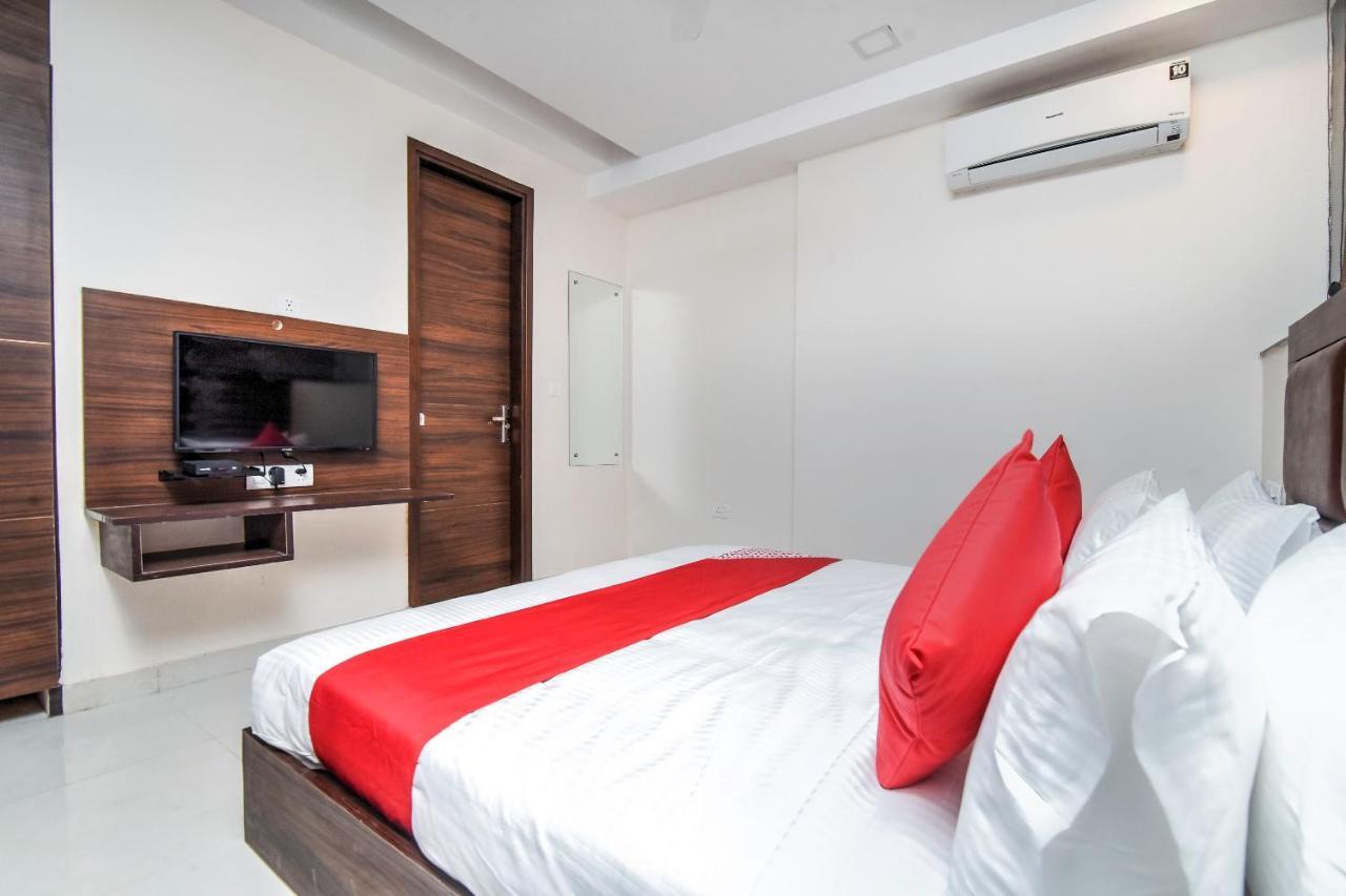 Oyo 23191 Flagship Hotel Raj Madan Ameerpet Haidarábád Kültér fotó