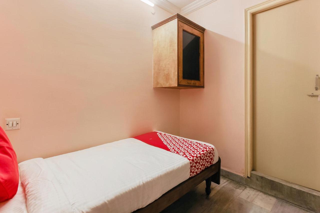 Oyo 23191 Flagship Hotel Raj Madan Ameerpet Haidarábád Kültér fotó