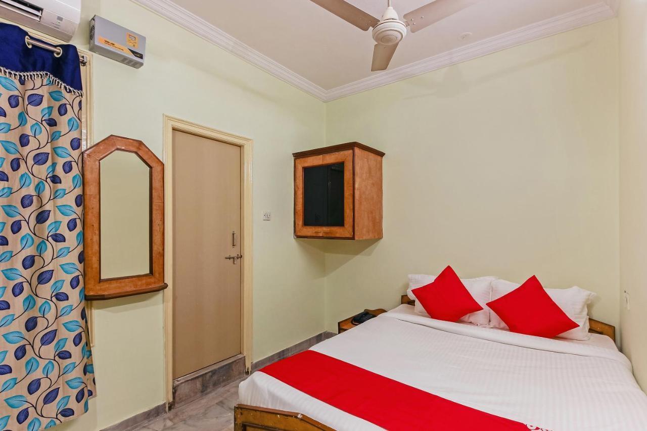 Oyo 23191 Flagship Hotel Raj Madan Ameerpet Haidarábád Kültér fotó