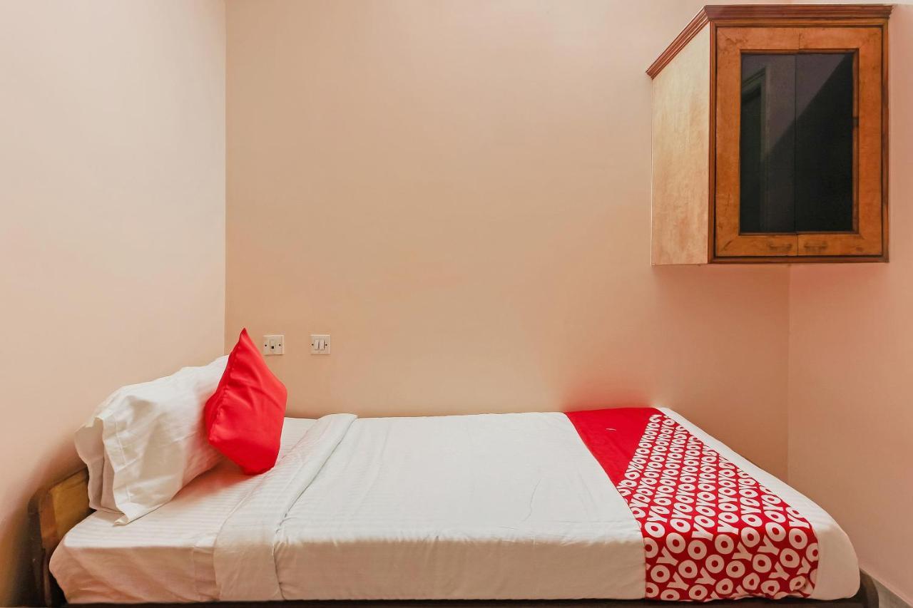 Oyo 23191 Flagship Hotel Raj Madan Ameerpet Haidarábád Kültér fotó
