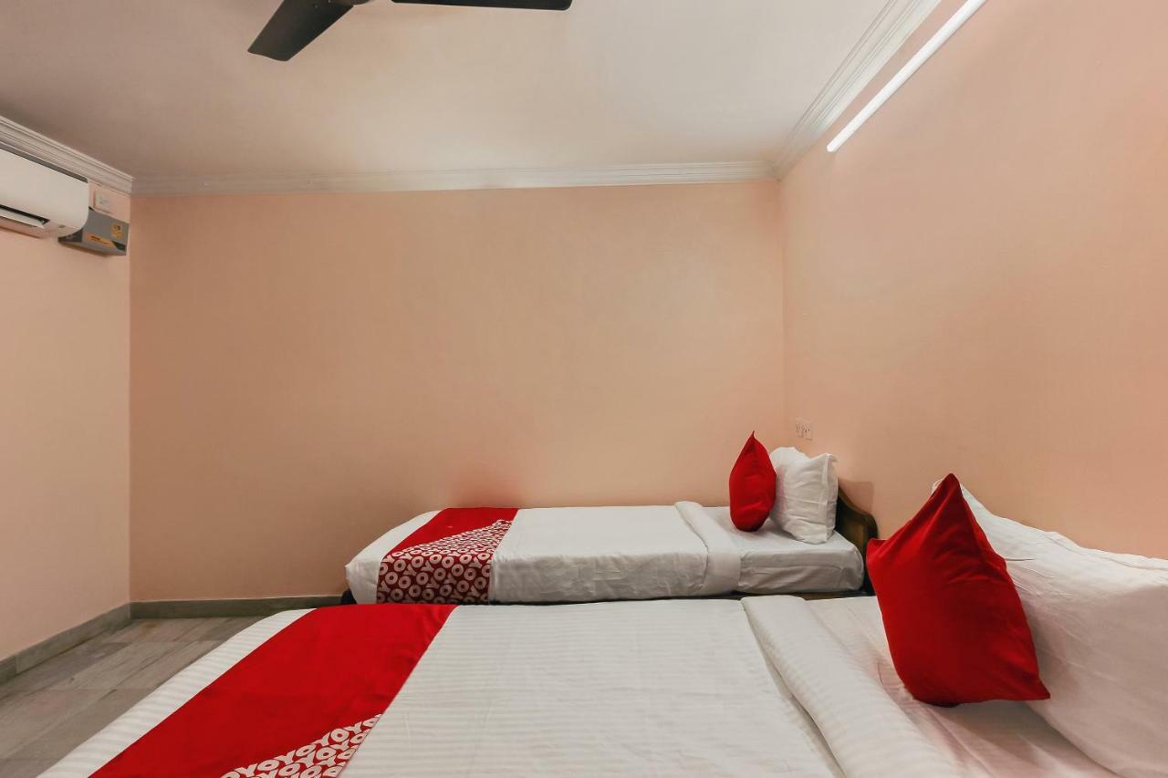 Oyo 23191 Flagship Hotel Raj Madan Ameerpet Haidarábád Kültér fotó